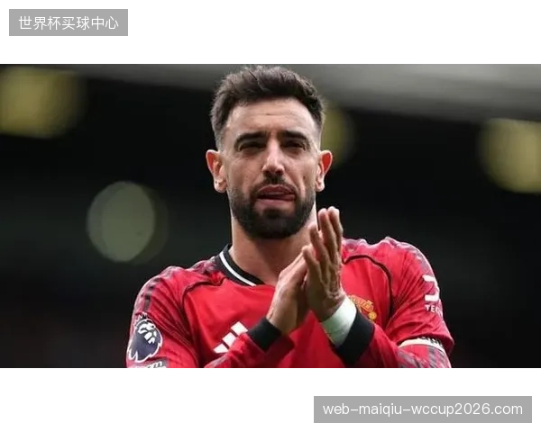 B费以创纪录的21次助攻荣膺助攻王，成为曼联中场绝对核心。